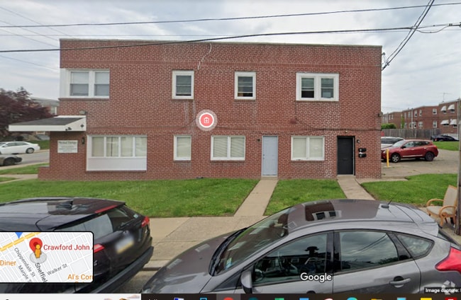 Building Photo - 4031 Sheffield Ave Rental