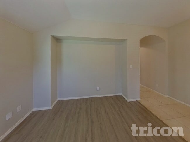 Photo - 369 Magnolia Dr