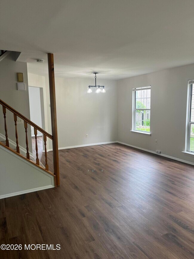 Photo - 157 Malibu Dr