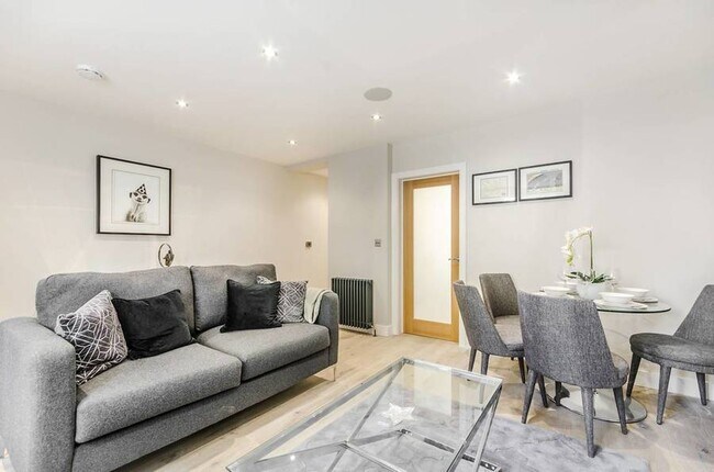 Photo - Furnished 1B private units with parking an... Unit Apt 3