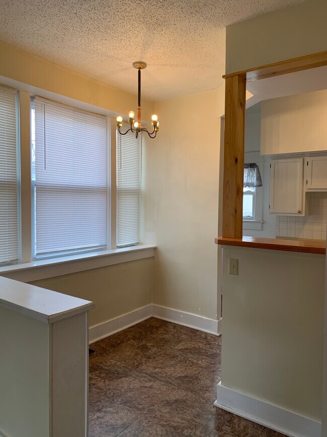 Photo - 329 W Claflin Ave Unit 329