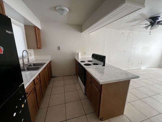 Photo - 707 SW 68th Terrace Townhome