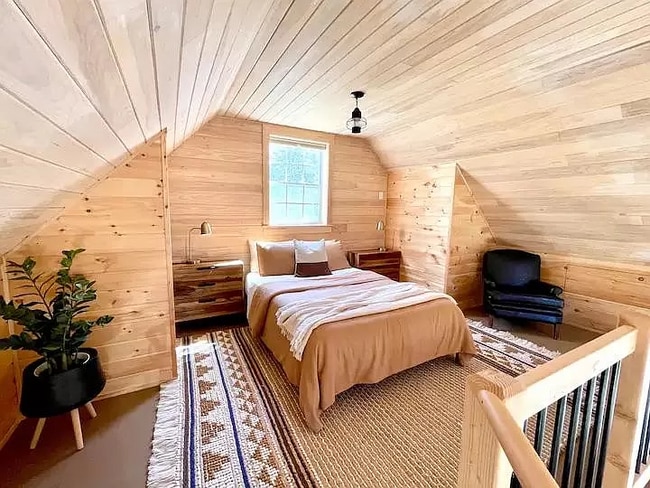 Photo - 10 Elizabeth Ln