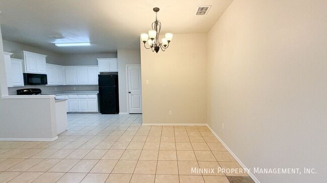 Photo - 6708 Oakridge Ave Unit B