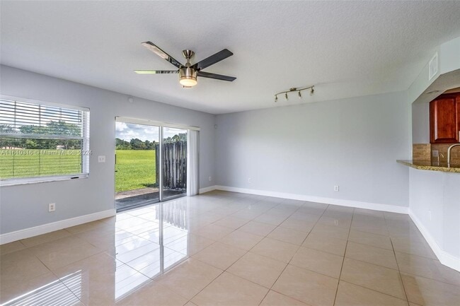 Photo - 8147 Southgate Blvd