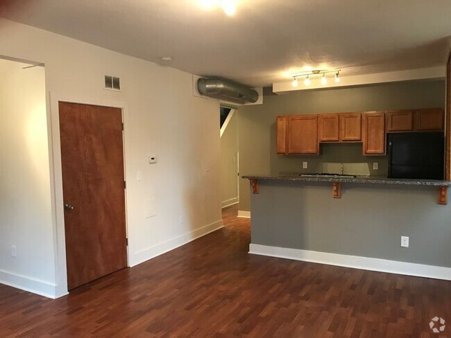 Building Photo - 3947 Mintwood St Unit Apt. #2
