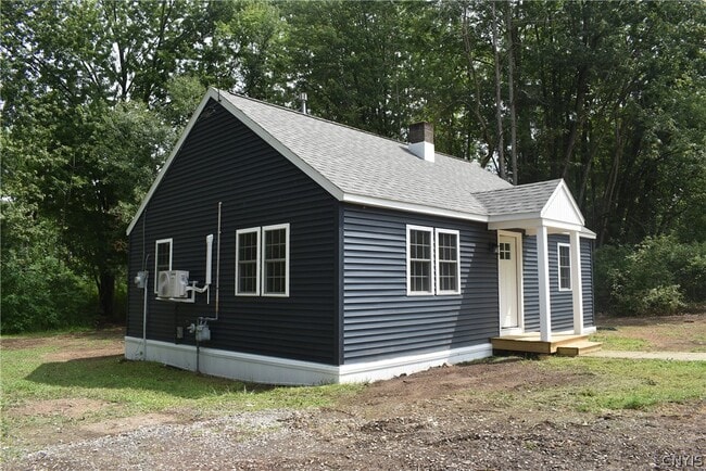 Building Photo - 9010 Kennedy Ln