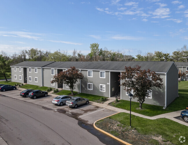 Pickwick Farms Apartments - Pickwick Farms Apartments