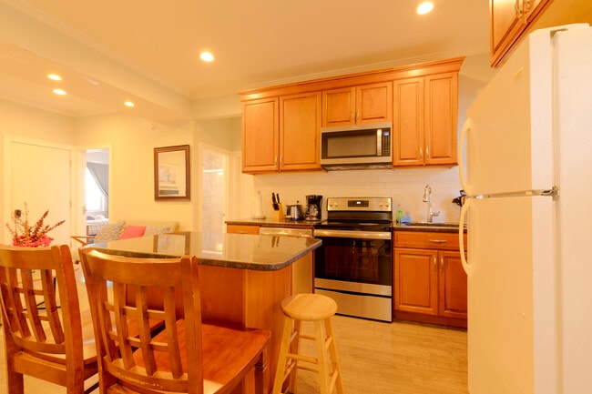 Photo - 157 Perkins St Unit 3