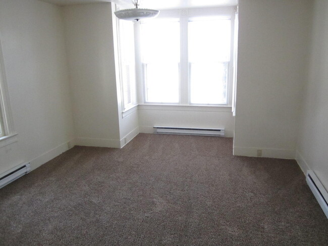 Photo - 221 N Holly St Unit 1