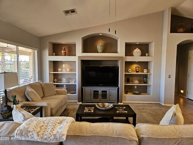 Photo - 14909 W Crenshaw Dr