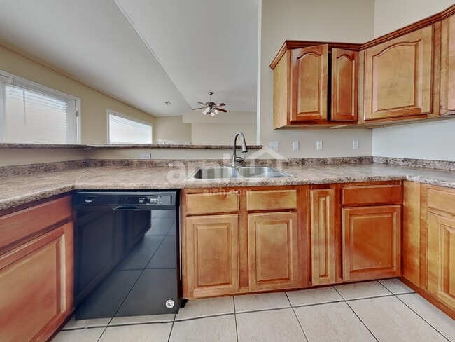 Photo - 1061 Saint Johns Dr