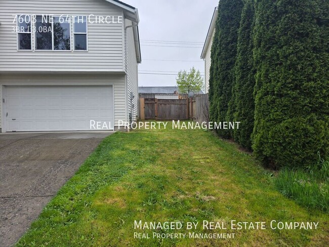 Photo - 7603 NE 64th Cir