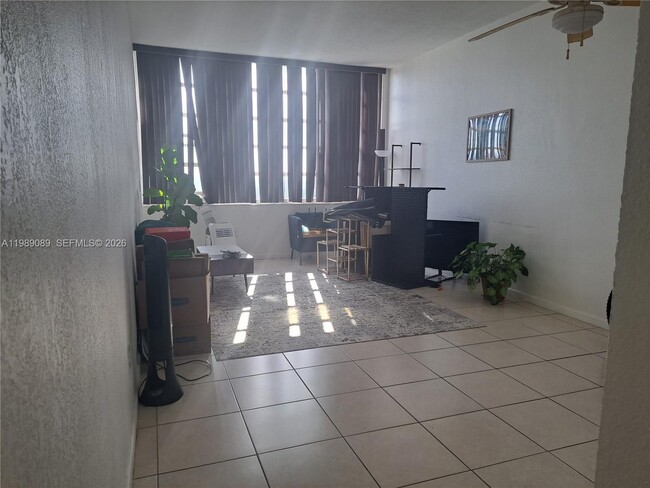 Photo - 1351 NE Miami Gardens Dr Unit 1723E