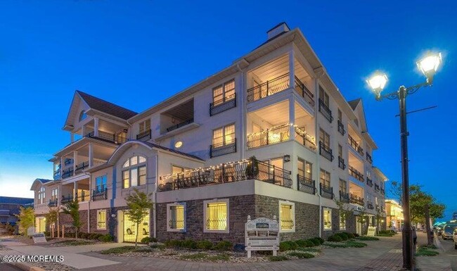 Photo - 1 Boulevard Townhome