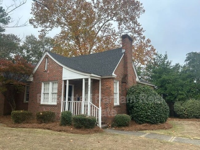 Building Photo - 925 Cooper Ave