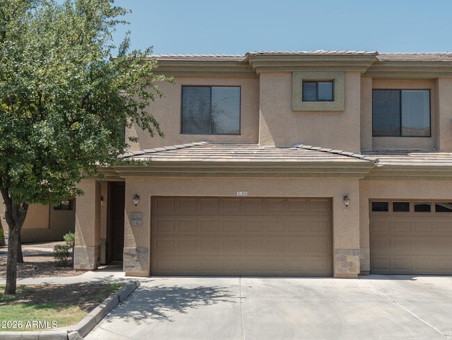 Building Photo - 705 W Queen Creek Rd