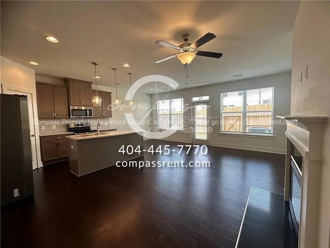 Photo - 77 Auburn Wds Dr