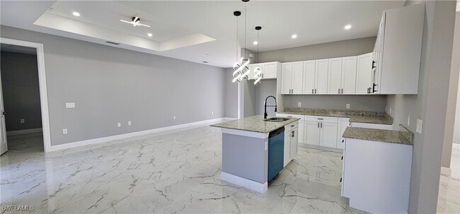 Photo - 4706 6th St W