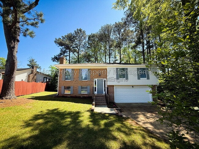 Photo - 704 E Dynasty Dr