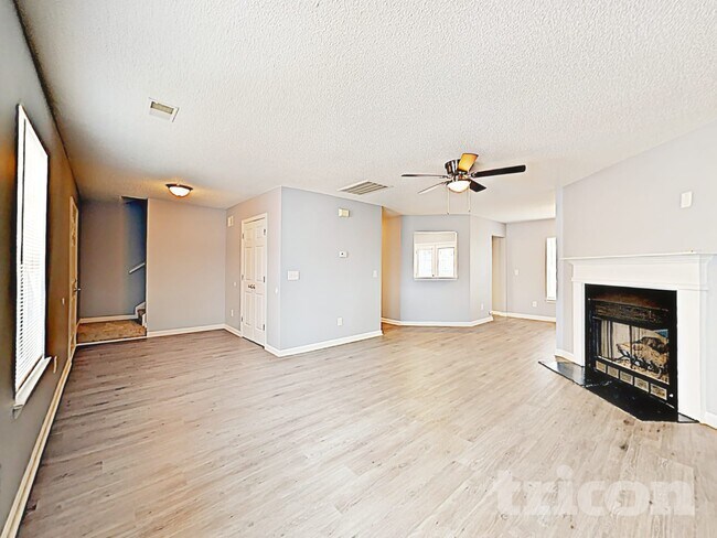 Photo - 210 Kendrick Rd