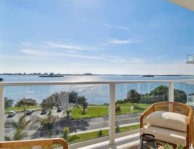 1020 Sunset Point Rd Condo Unit - Image