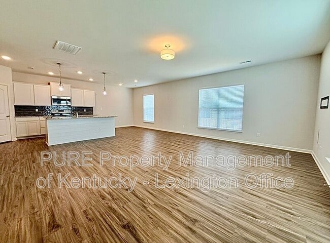 Photo - 1524 Hayfield Flt