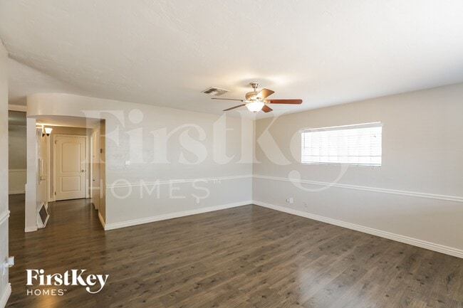 Photo - 1822 N 21st Pl