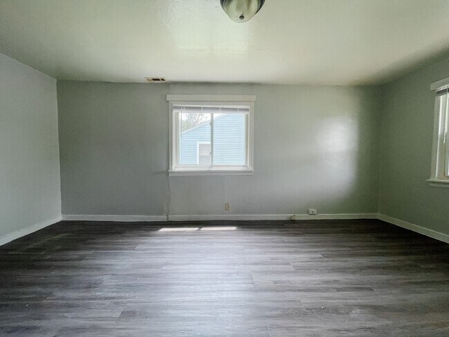 Photo - Washer/Dryer Hook Ups