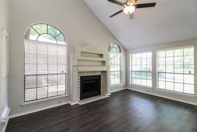 Photo - 635 Las Brisas Dr