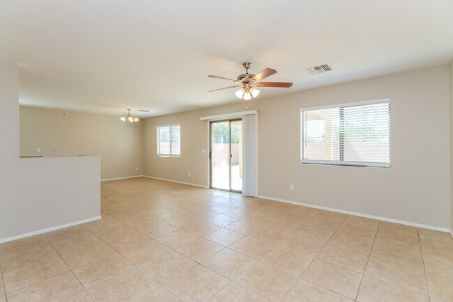 Photo - 3206 S Justin Dr