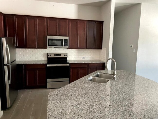 Photo - 25140 Pacific Wren Dr