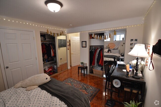 Building Photo - 94 Pleasant St Unit 1 Rental