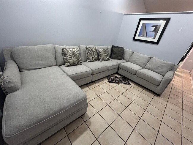 Photo - 8807 Plum Grove Ct