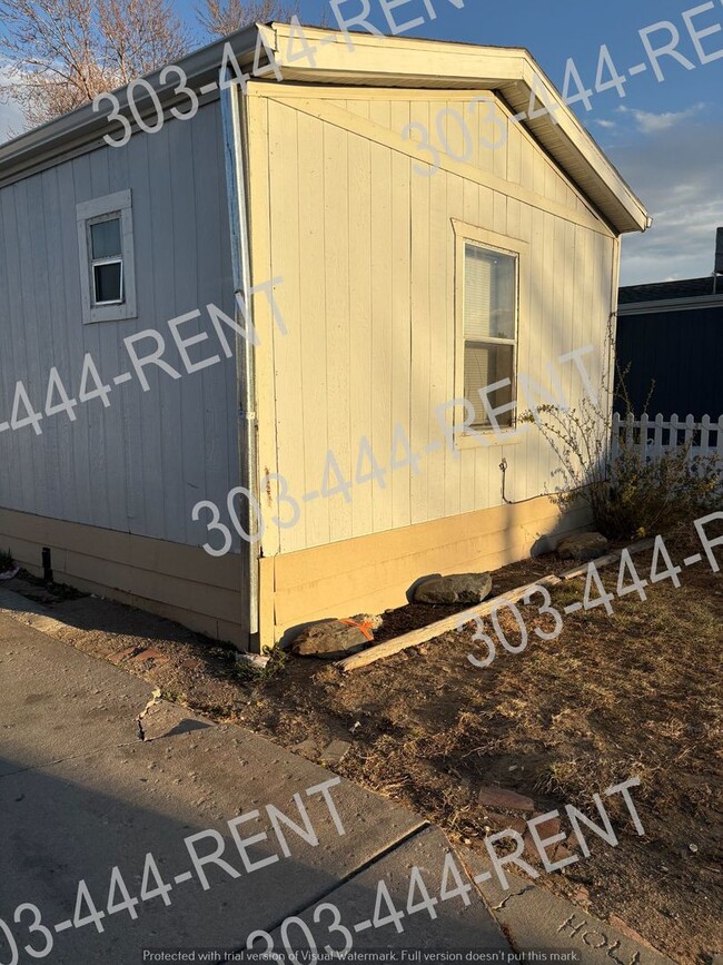 Building Photo - Modular Home 3 bedroom/2 bathroom
