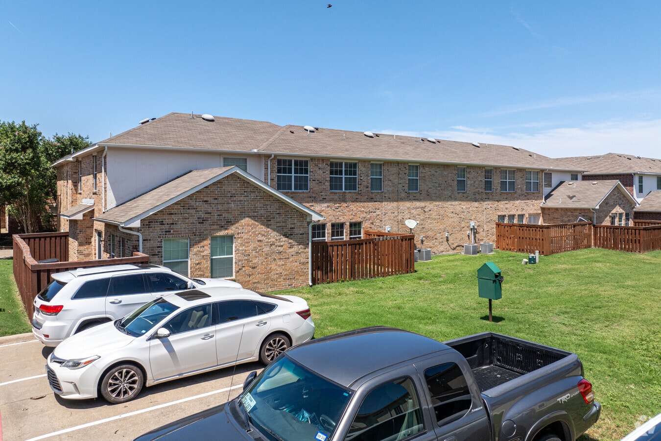 Photo - The Chateaux of Allen Townhomes