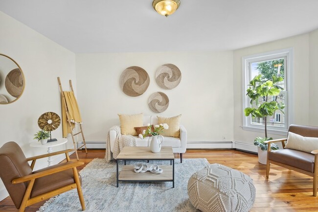 Photo - 25 Speridakis Ter