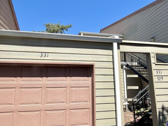 Building Photo - 331 SE 146th Ave
