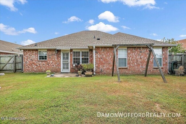 Photo - 172 Cedar Spring Cir