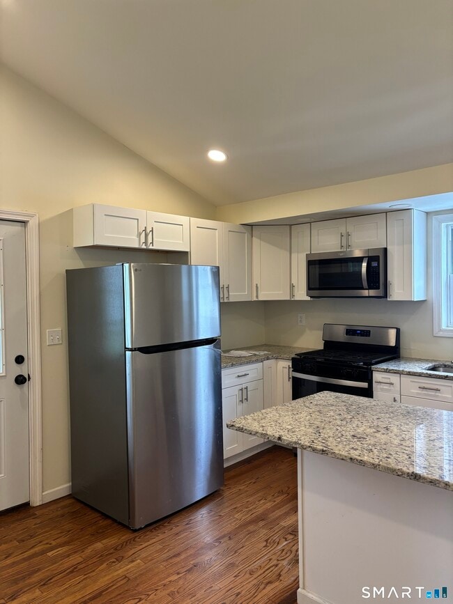 170 Short Beach Rd
