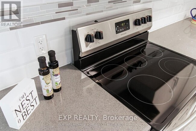 Photo - 6287 O'Neil St Unité 4