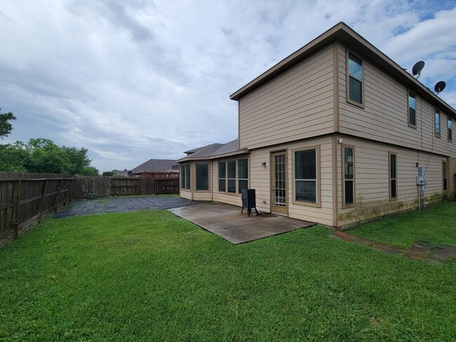 Photo - 5046 Longlane Dr