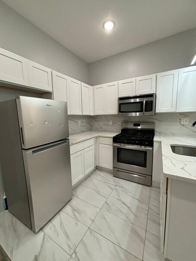 Building Photo - 48 S 12th St Unit 1 Rental