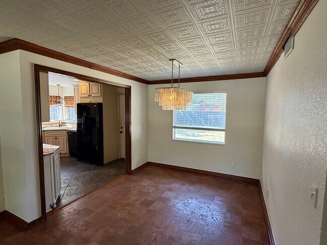 Photo - 1833 Westminster Pl