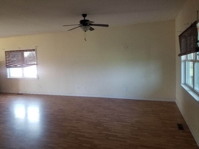 Photo - 416 True Vine Rd