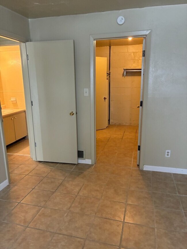Photo - 1160 Grand Terrace Dr