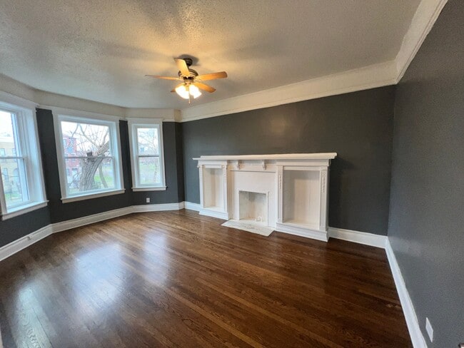 Photo - 5909 S Calumet Ave Unit 2