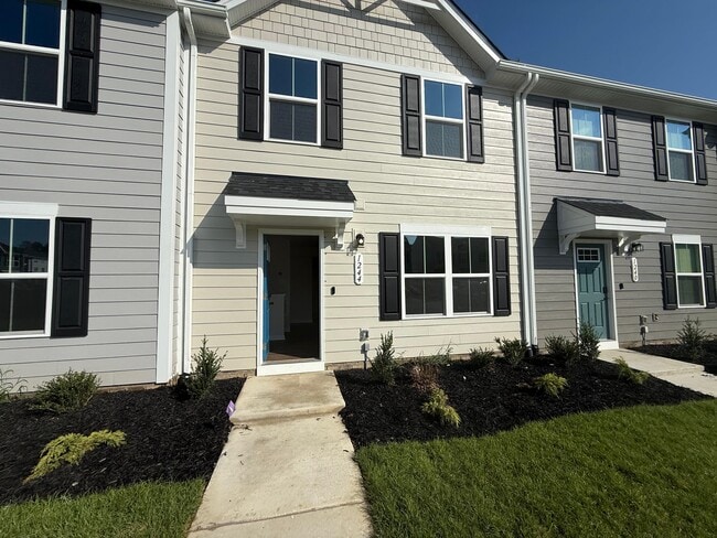 Photo - 1244 Canterbury Rdg Rd