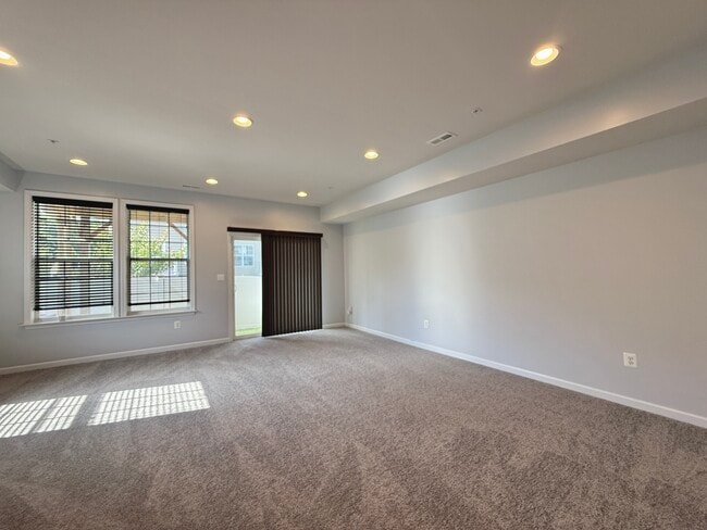Photo - 4721 Six Forks Dr