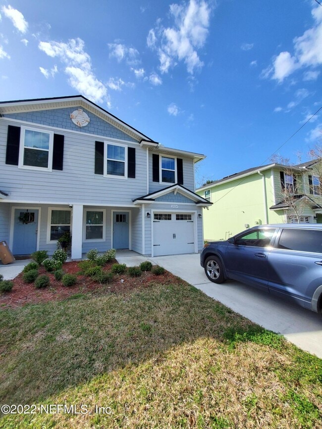 2824 Shangri La Dr